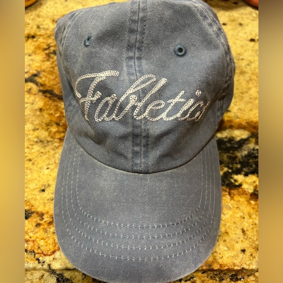 Fabletics dad hat - Picture 4 of 4